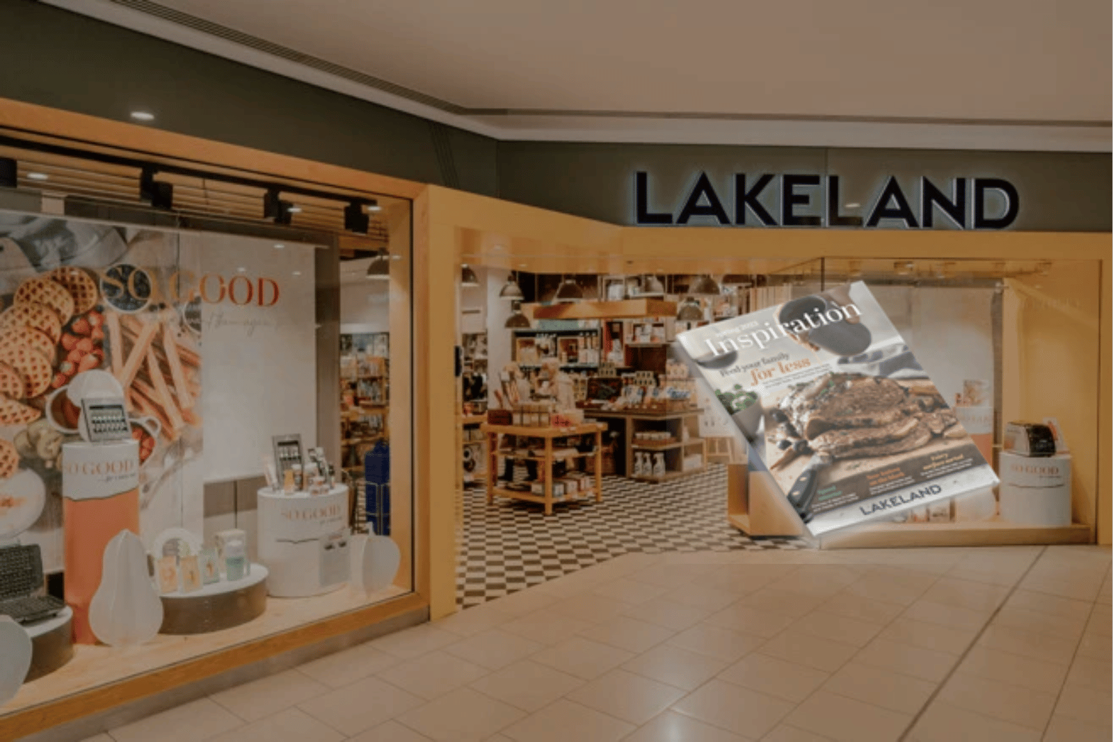 Lakeland is a store that sells personalized food and drinks.